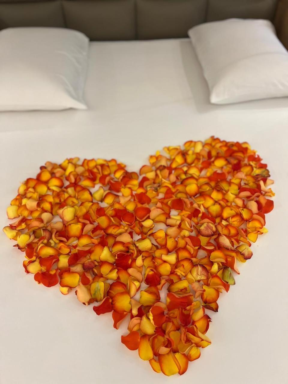 Love hotel Status Ourinhos