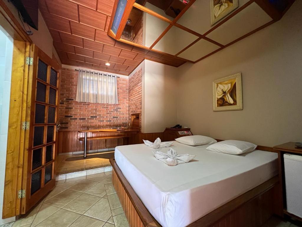 Status Love hotel